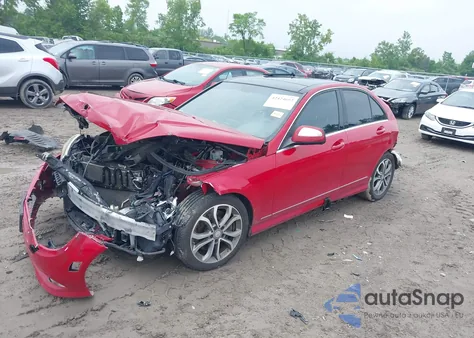 2008 Mercedes-Benz C 350 Sport z USA, uszkodzony, nr VIN WDDGF56X78F163337